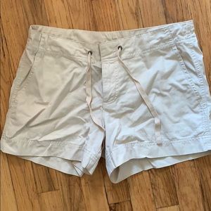 Sz10 Beige GAP shorts